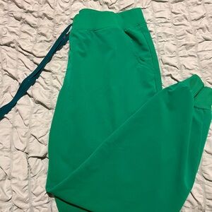 Figs Women's Green Jogger Pants